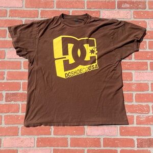 DC Shoes XL Men’s T-Shirt, Brown